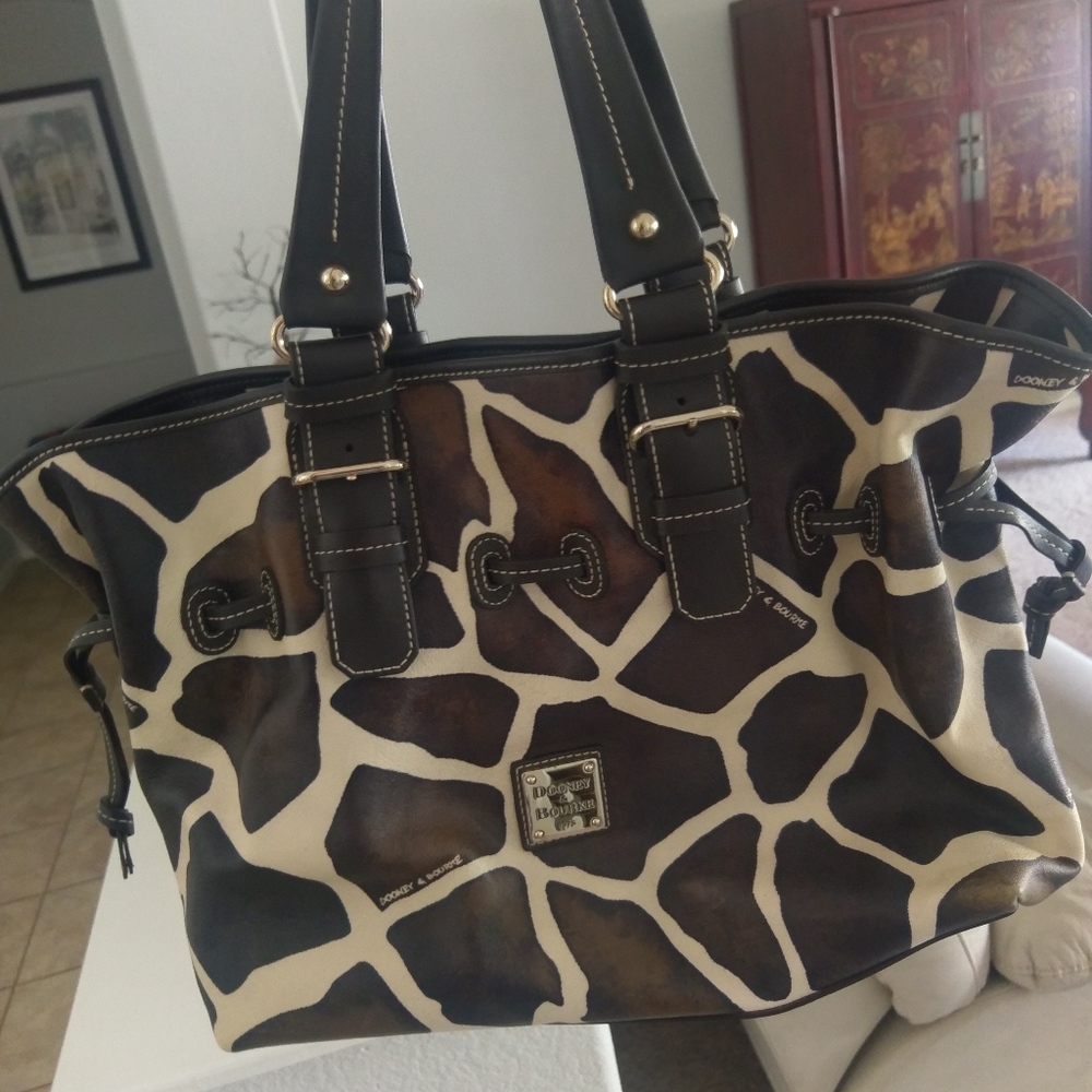 Dooney & Bourke large giraffe bag